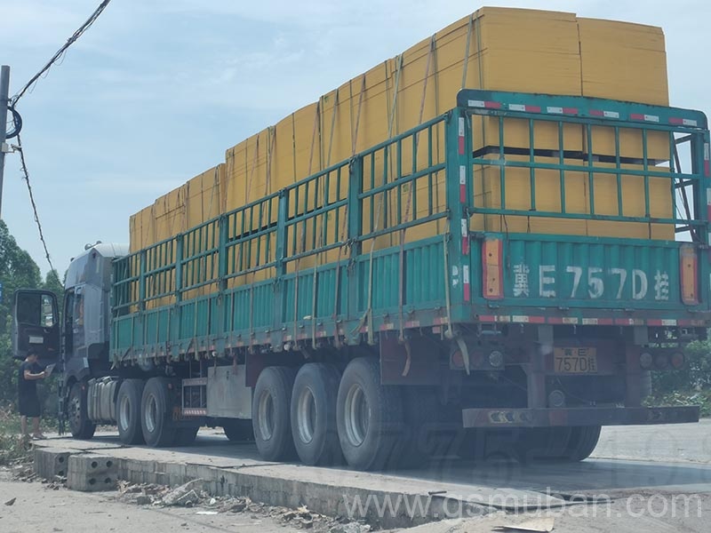 工程木模板規(guī)格及價格 木模板哪種材質(zhì)好? 工程木模板規(guī)格及價格 木模板哪種材質(zhì)好?