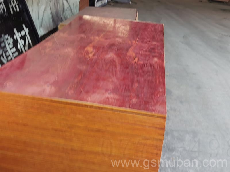 施工用模板多少錢(qián)一塊?節(jié)省工程成本,廠(chǎng)家推薦它 施工用模板多少錢(qián)一塊?節(jié)省工程成本,廠(chǎng)家推薦它