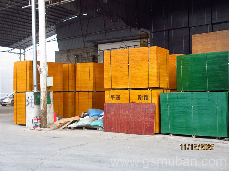 建筑模板黑色紅色哪個(gè)便宜?各自優(yōu)點(diǎn)介紹 建筑模板黑色紅色哪個(gè)便宜?各自優(yōu)點(diǎn)介紹