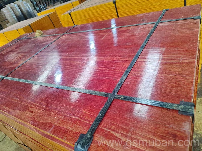 復(fù)合木模板和木模板的區(qū)別是什么? 復(fù)合木模板和木模板的區(qū)別是什么?